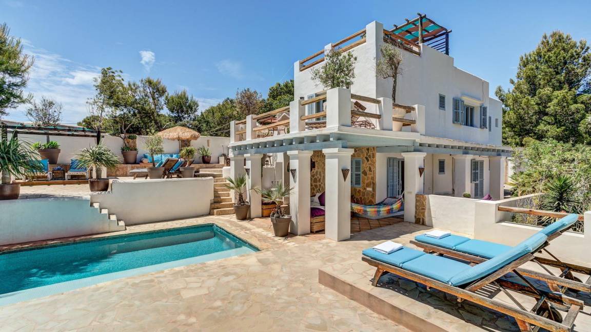 Sant Josep de sa Talaia Villa | 354 m² Villa ∙ 4 bedrooms ∙ 8 guests