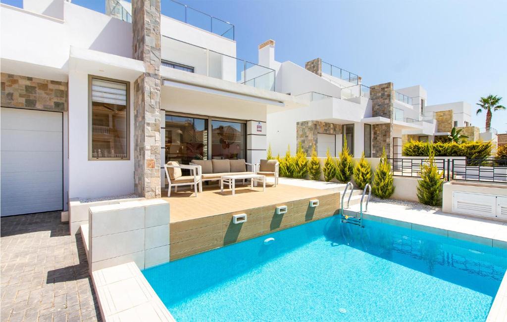 Los Alcazares House | 4 Bedroom Awesome Home In Los Alcázares