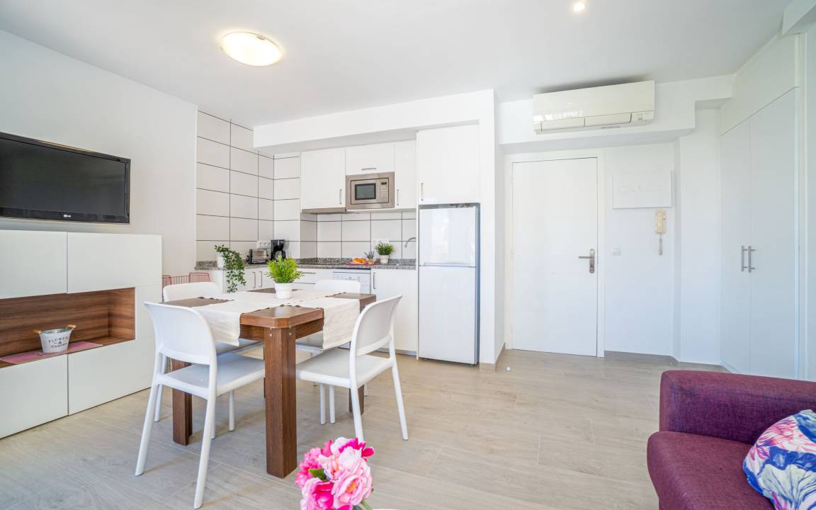 Roses Town Center Apartment | 40 m² Apartment ∙ 1 bedroom ∙ 4 guests