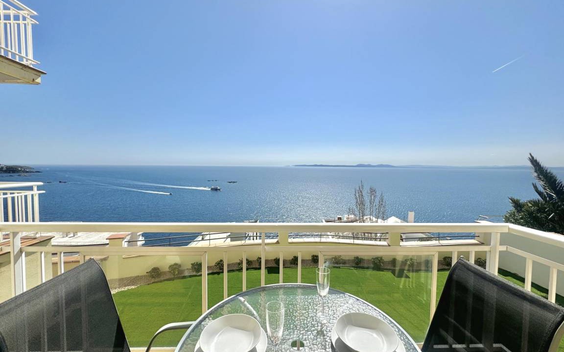 Almadraba-Canyelles Apartment | 40 m² Apartment ∙ 1 bedroom ∙ 4 guests