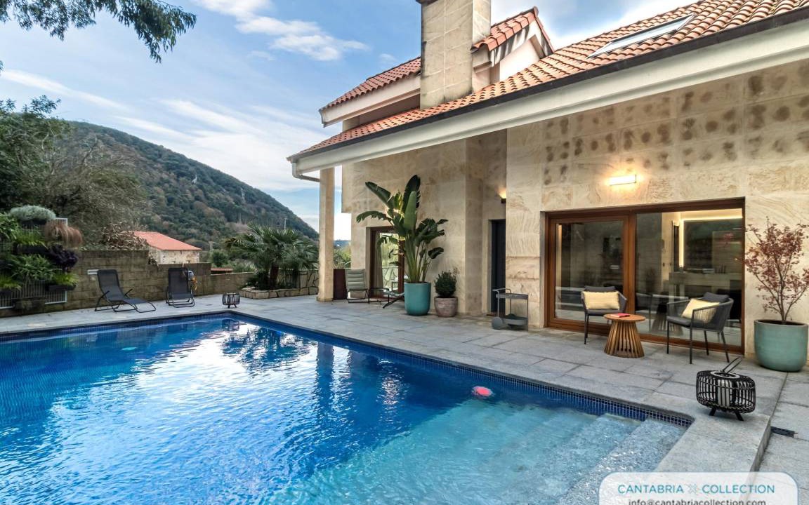 Arnuero House | 400 m² House ∙ 4 bedrooms ∙ 8 guests