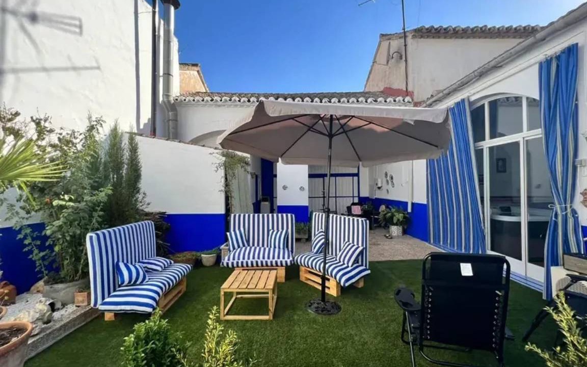 Camunas House | 400 m² House ∙ 5 bedrooms ∙ 12 guests
