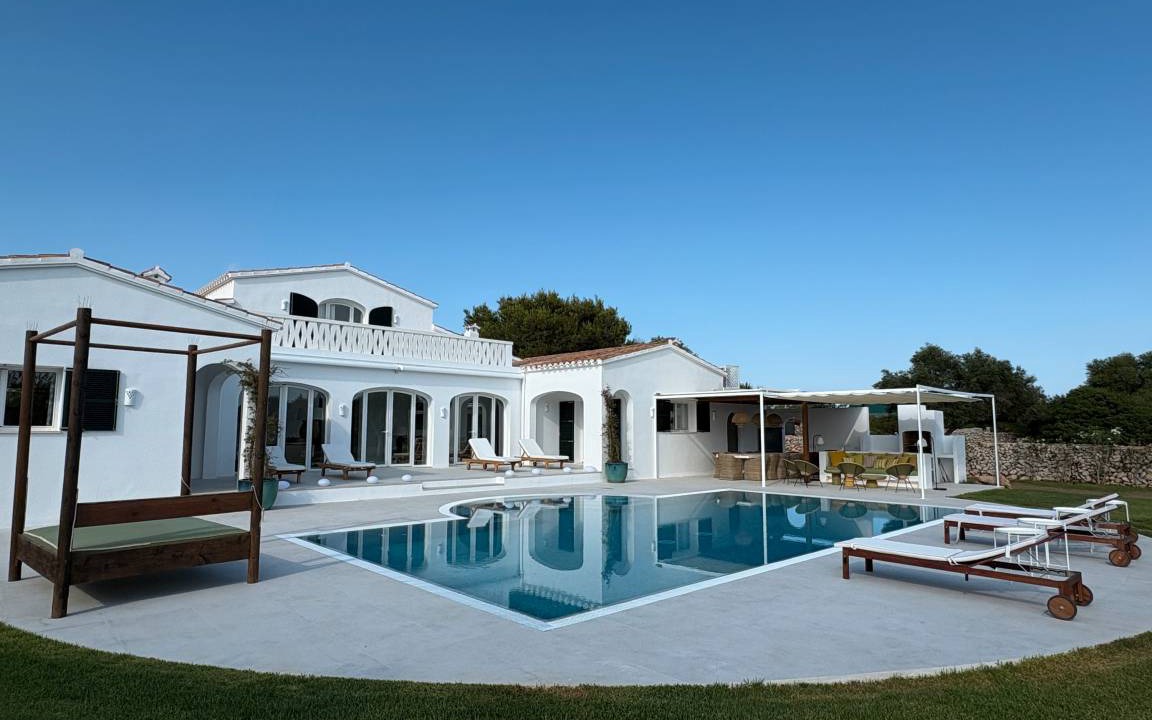 Sant Lluis Villa | 400 m² Villa ∙ 4 bedrooms ∙ 8 guests