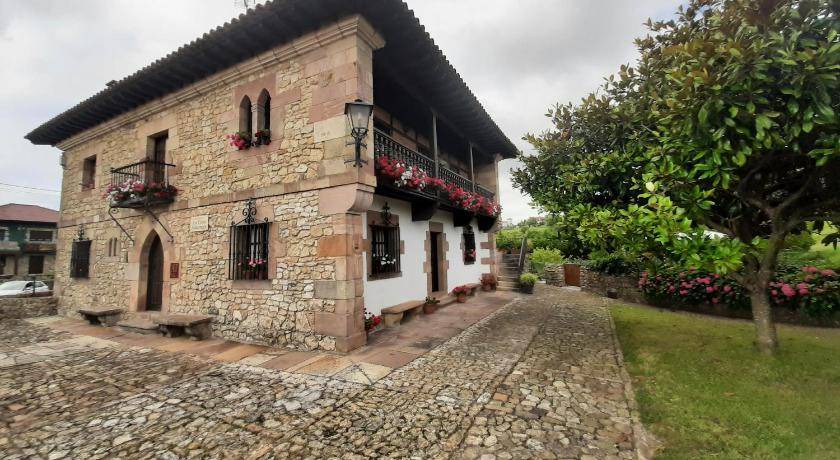 Santillana del Mar Apartment | 42 m² Apartment ∙ 3 guests