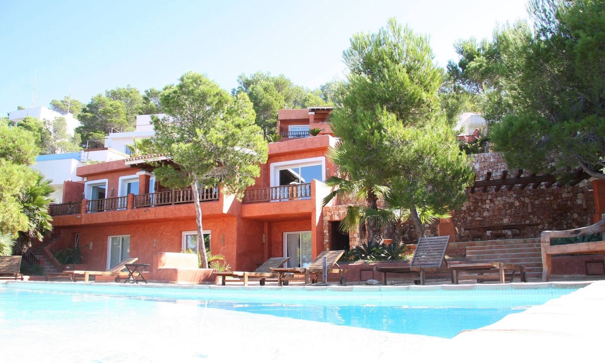 Sant Joan de Labritja Villa | 5 Bedrooms/5 bath+2toilet, Private Infinity Pool, 10-12 people, 5 ¨ form ibiz