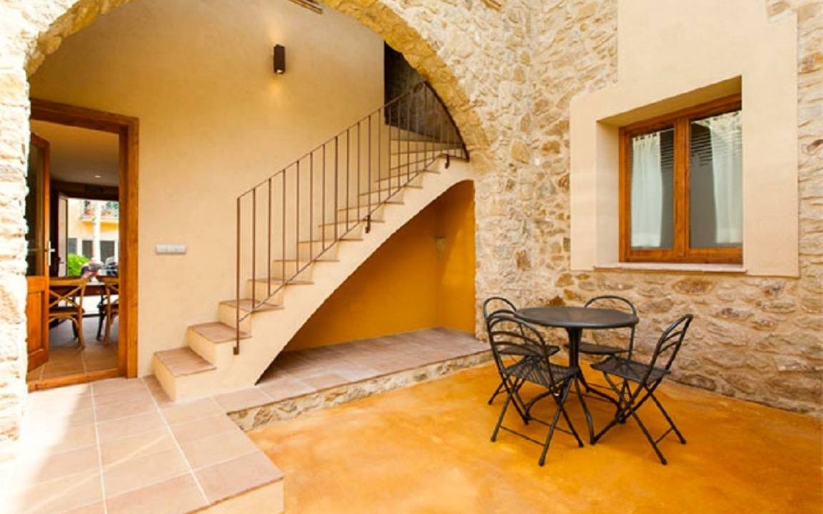 Pals Apartment | 50 m² Apartment ∙ 2 bedrooms ∙ 6 guests