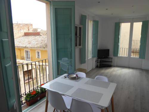 Figueres Apartment | 50 m² Apartment ∙ 4 guests