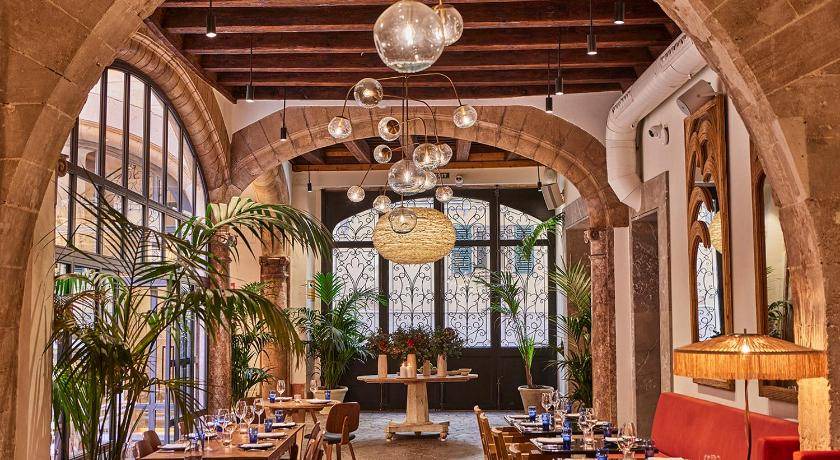 La Llotja-Born Hotel | 50 m² Hotel ∙ 127 guests