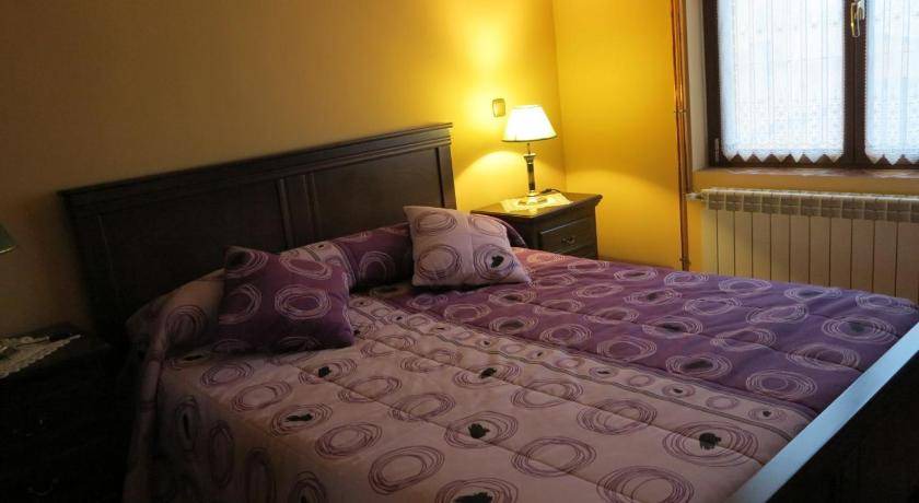 Becerril de Campos House | 500 m² House ∙ 8 bedrooms ∙ 22 guests