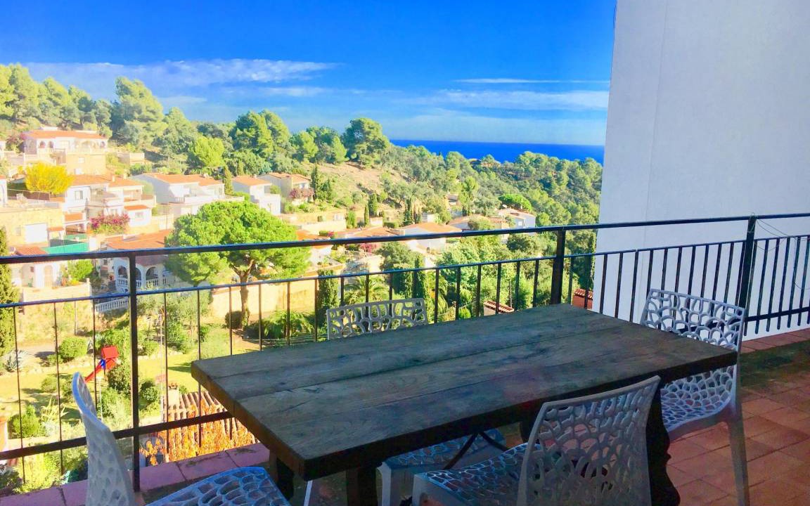 Canyelles Apartment | 60 m² Apartment ∙ 2 bedrooms ∙ 5 guests