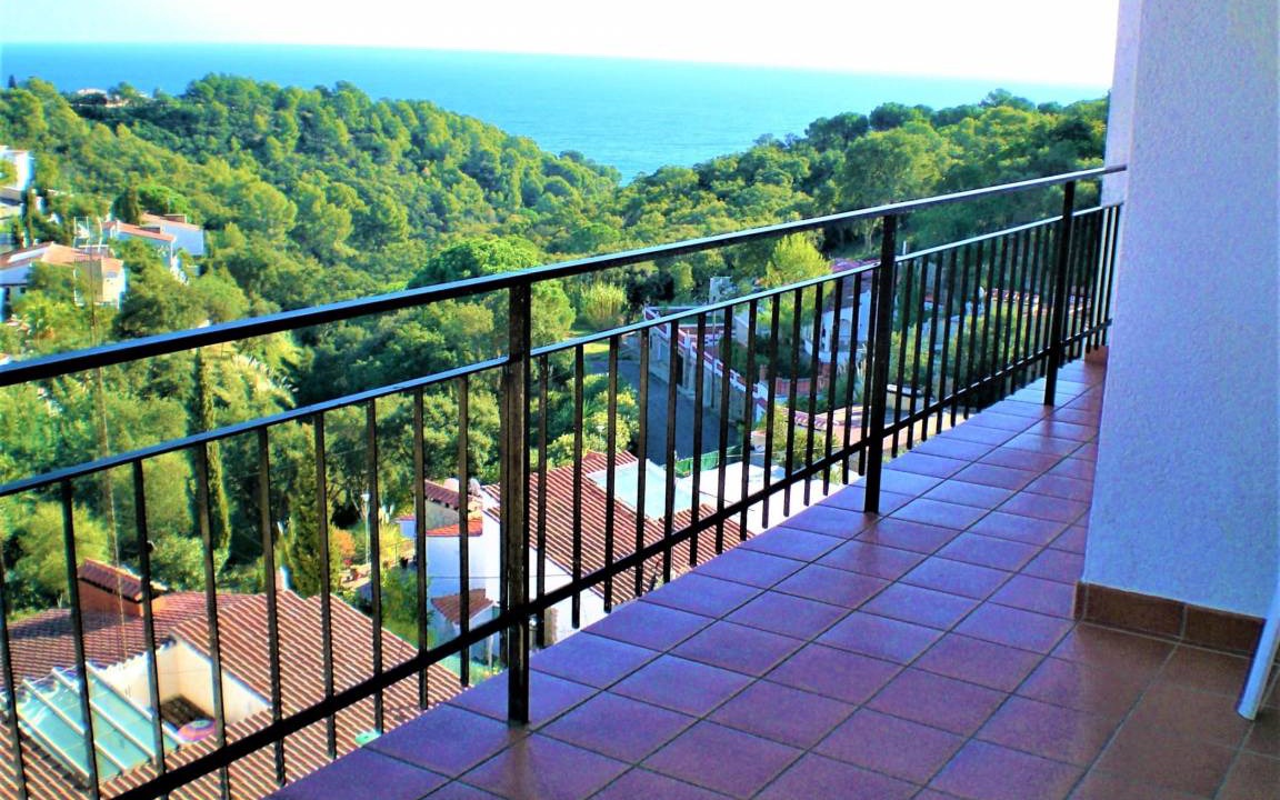 Canyelles Apartment | 60 m² Apartment ∙ 2 bedrooms ∙ 4 guests