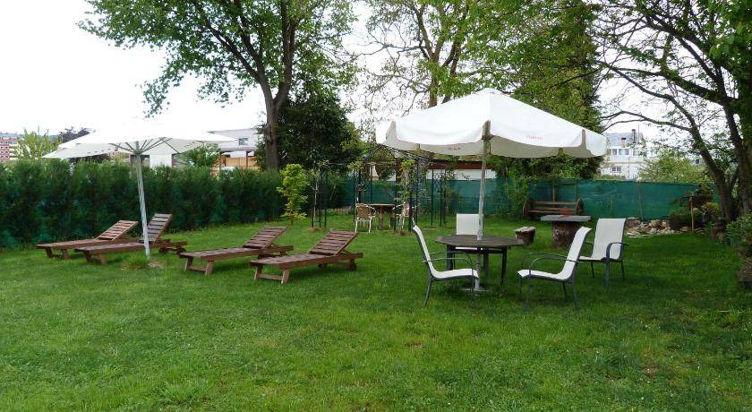 Sarria Bed & Breakfast | 60 m² Bed and breakfast ∙ 9 guests