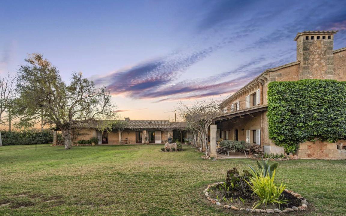 Sa Creu Vermella House | 600 m² House ∙ 12 bedrooms ∙ 12 guests