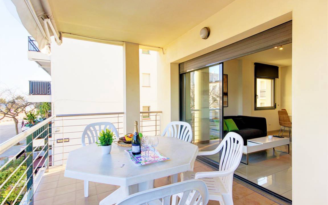 Santa Margarida Apartment | 65 m² Apartment ∙ 2 bedrooms ∙ 4 guests