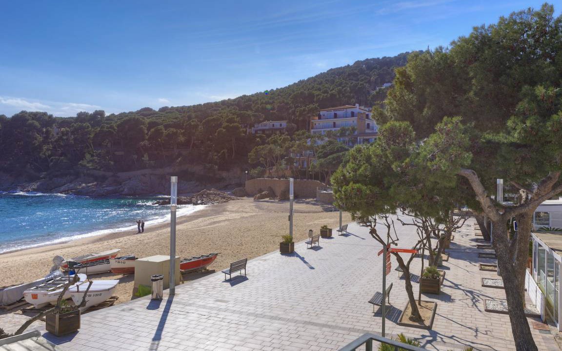Tamariu Apartment | 65 m² Apartment ∙ 3 bedrooms ∙ 6 guests