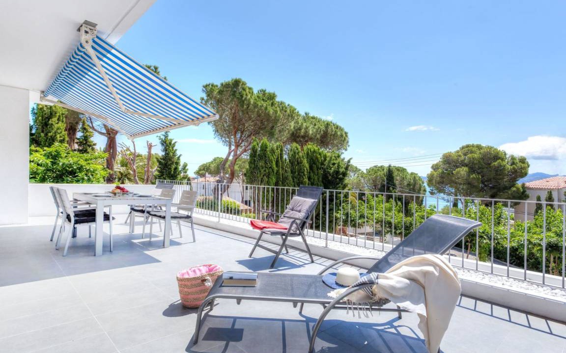 Llanca Apartment | 70 m² Apartment ∙ 1 bedroom ∙ 5 guests