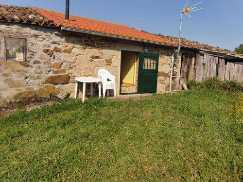 Castro Caldelas Apartment | 70 m² Apartment ∙ 2 bedrooms ∙ 6 guests