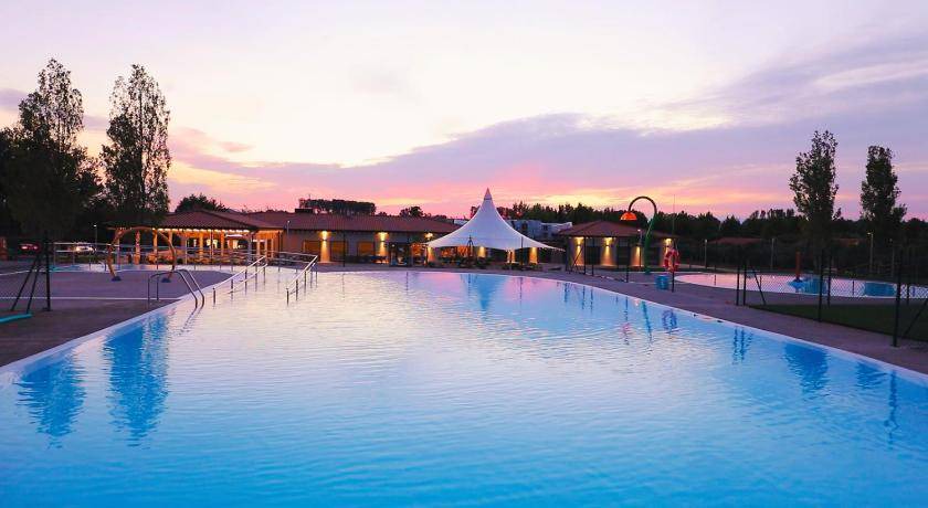 Casalarreina Resort | 70 m² Resort ∙ 2 bedrooms ∙ 20 guests