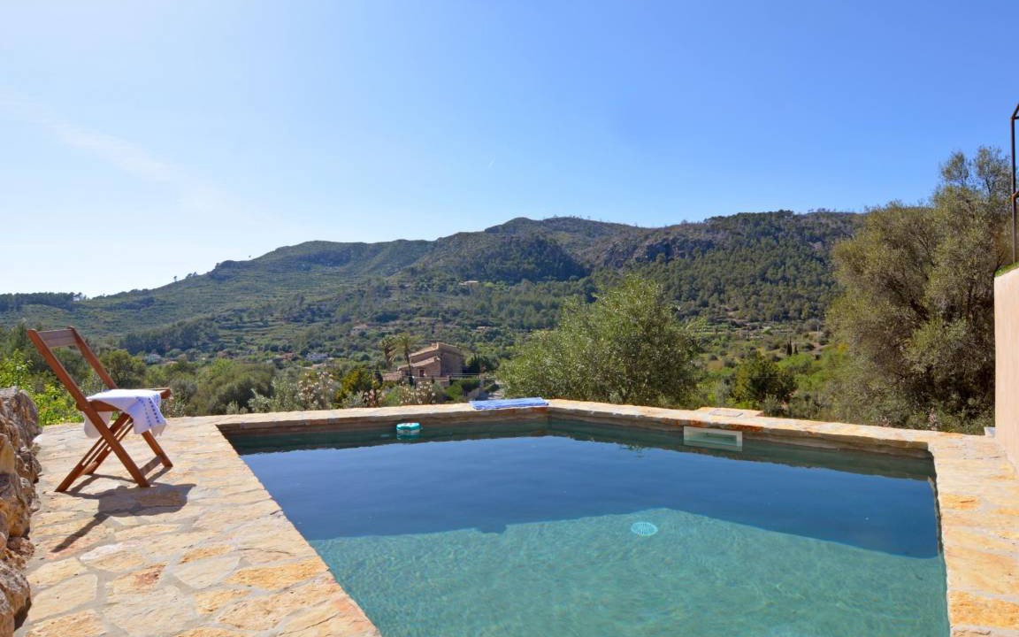 Andraitx Villa | 70 m² Villa ∙ 2 bedrooms ∙ 4 guests