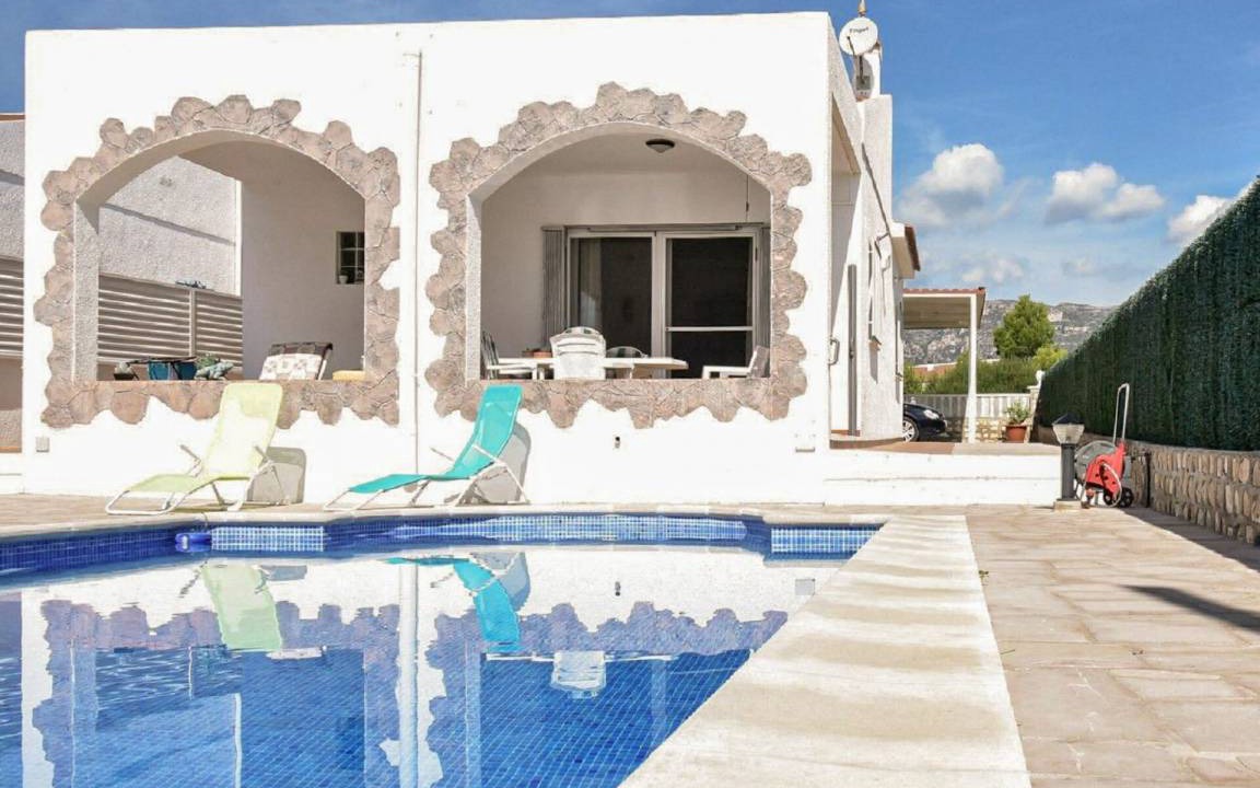 L Almadrava Villa | 75 m² Villa ∙ 3 bedrooms ∙ 6 guests