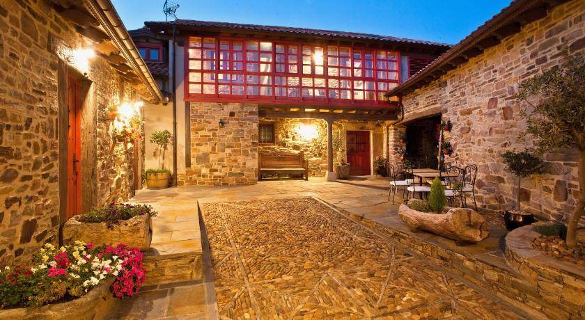 Santa Catalina de Somoza House | 80 m² House ∙ 2 guests