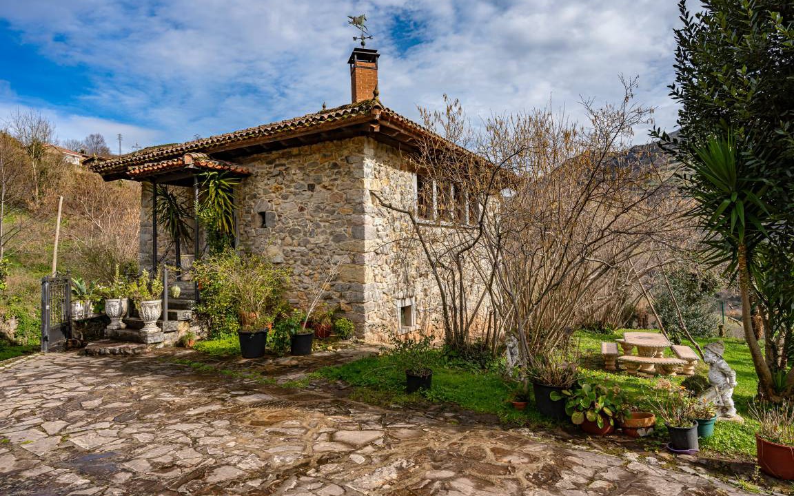 Santo Adriano House | 80 m² House ∙ 2 bedrooms ∙ 6 guests