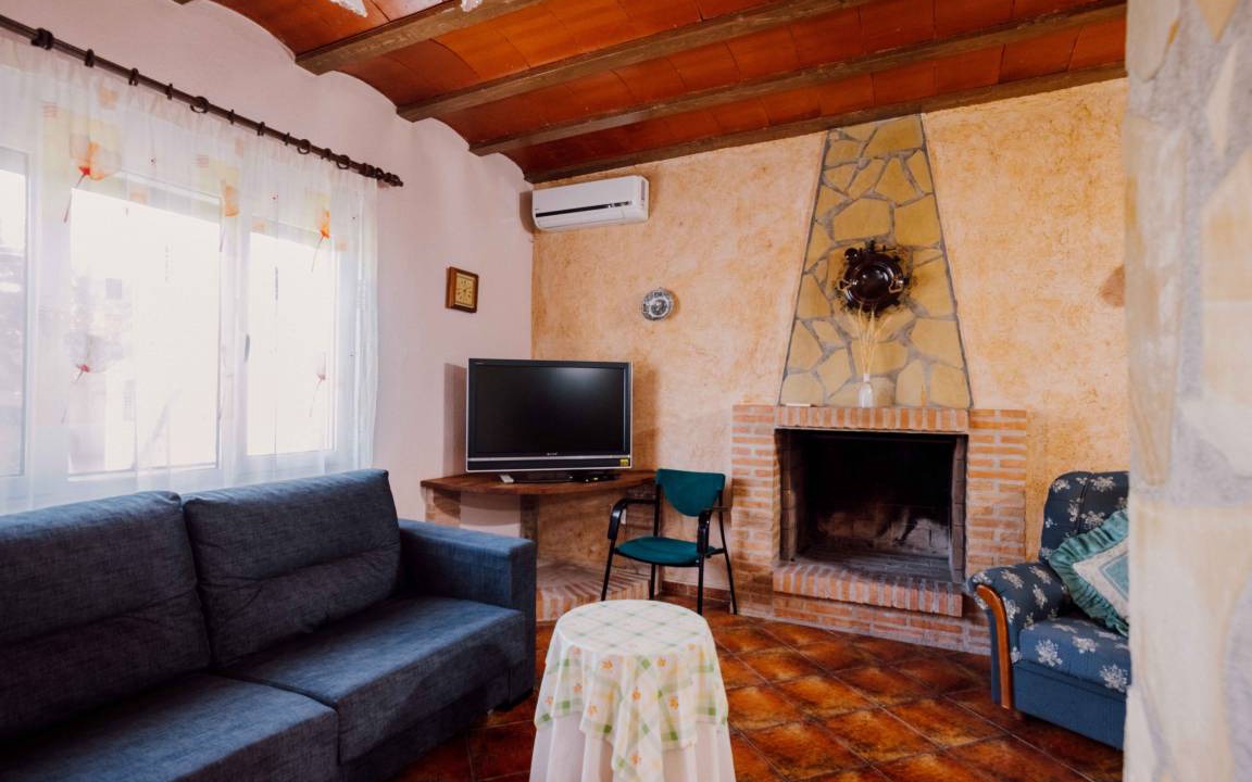 Navares House | 80 m² House ∙ 2 bedrooms ∙ 6 guests