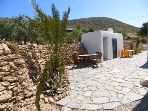 Los Albaricoques House | 80 m² House ∙ 2 bedrooms ∙ 6 guests