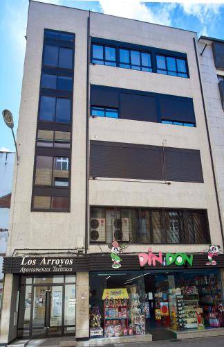 Ponferrada Apartment | 87 m² Apartment ∙ 3 bedrooms ∙ 8 guests