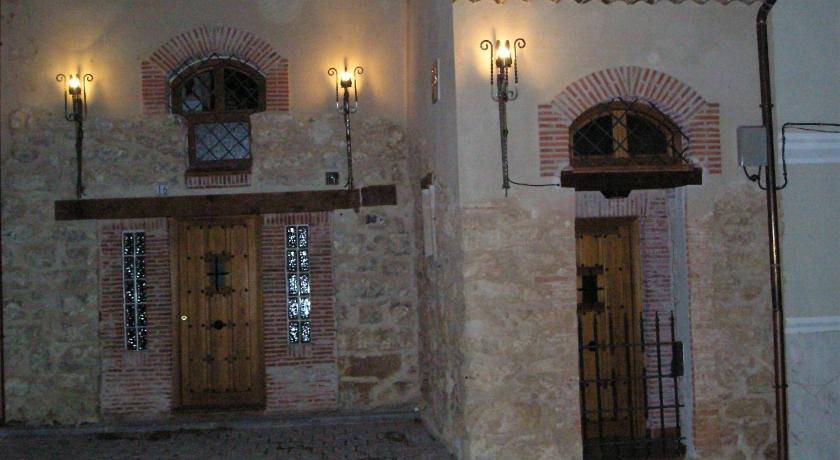 Torreiglesias House | 90 m² House ∙ 3 bedrooms ∙ 6 guests