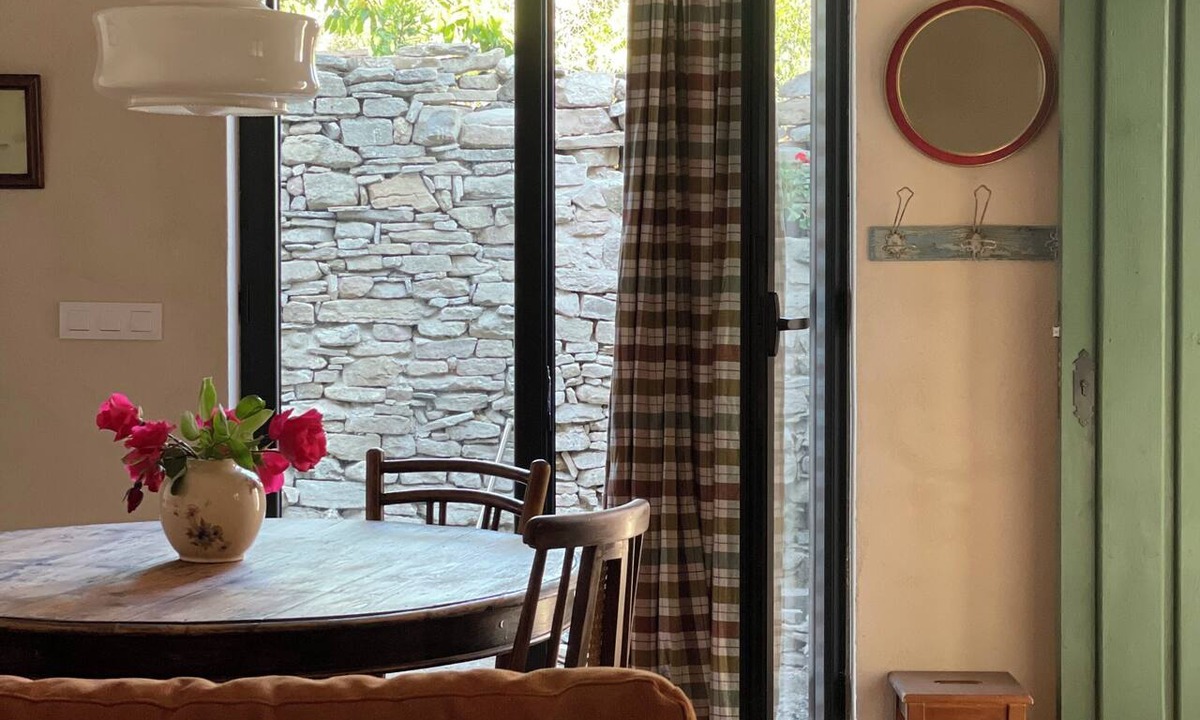 Las Ventas de Santa Lucia Cottage | A little house in the Pre-Pyrenees, surrounded by nature.