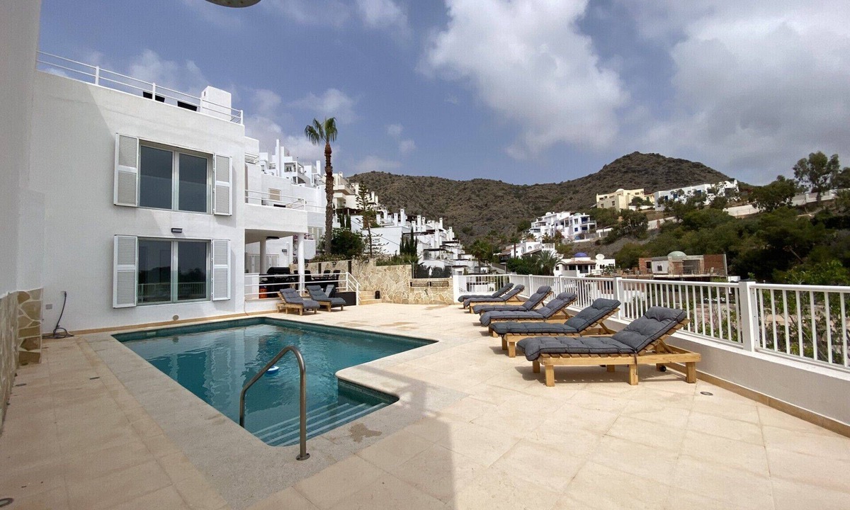 La Parata Villa | A stunning modern villa overlooking the valley and Mojacar Playa.