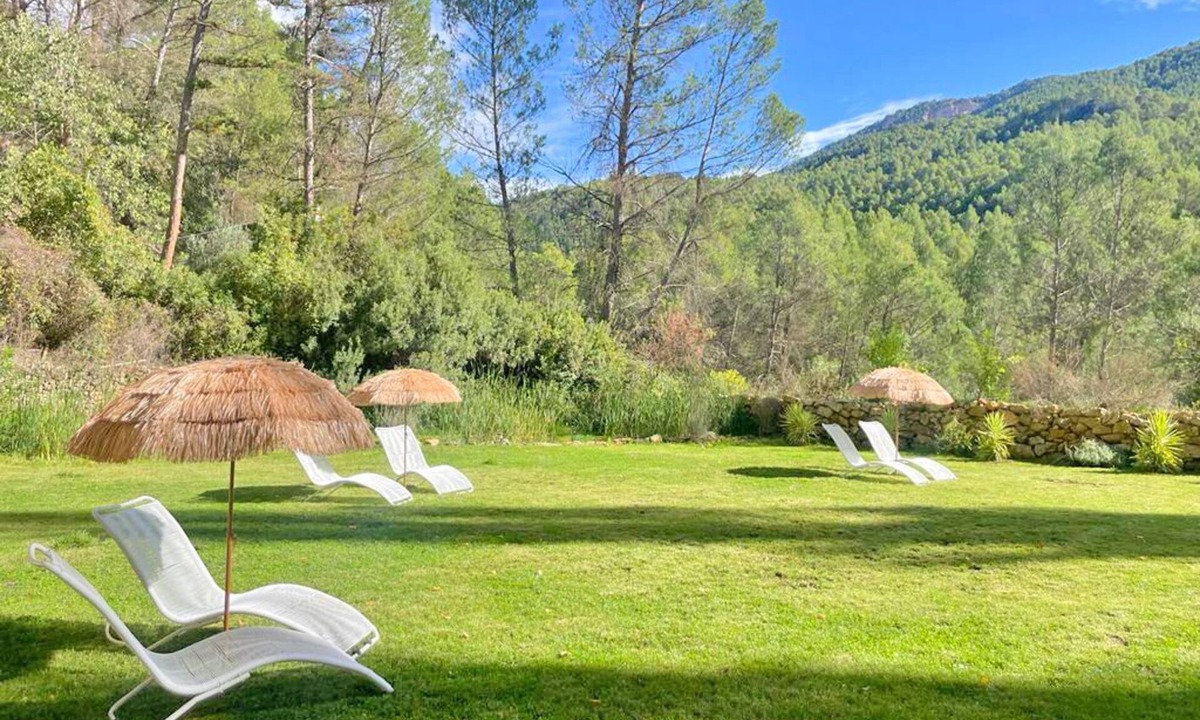 Segura de la Sierra Resort | Acogedoras Residencias Vacacionales a Orillas del río Segura