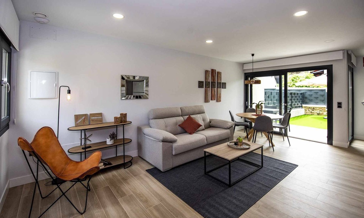 Poo Apartment | Adosado-duplex Marea Baja 3 ; Zona Playa, Ideal Familias, Parejas y Amigos