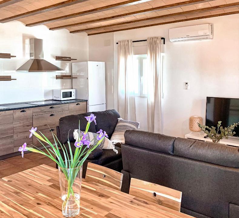 Casas de los Pinos House | ALAMANCHA