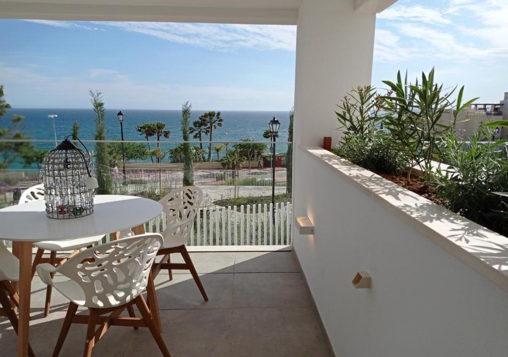 Torrequebrada Apartment | Alba