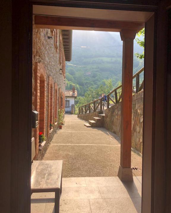 Quiros Hostel | Albergue de Arrojo