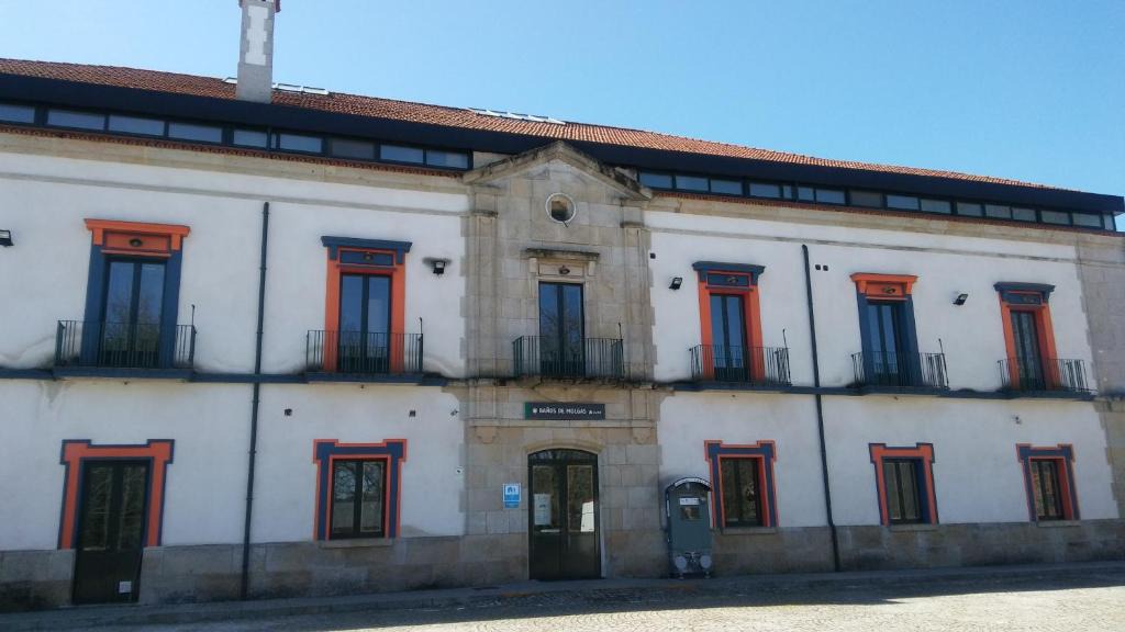 Banos De Molgas Hostel | Albergue estaciones vivas