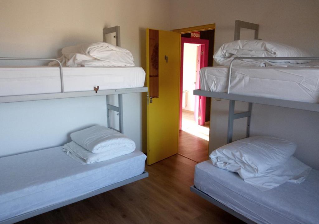 Fresno de Cantespino Hostel | Albergue Fresno de Cantespino - La Tormenta