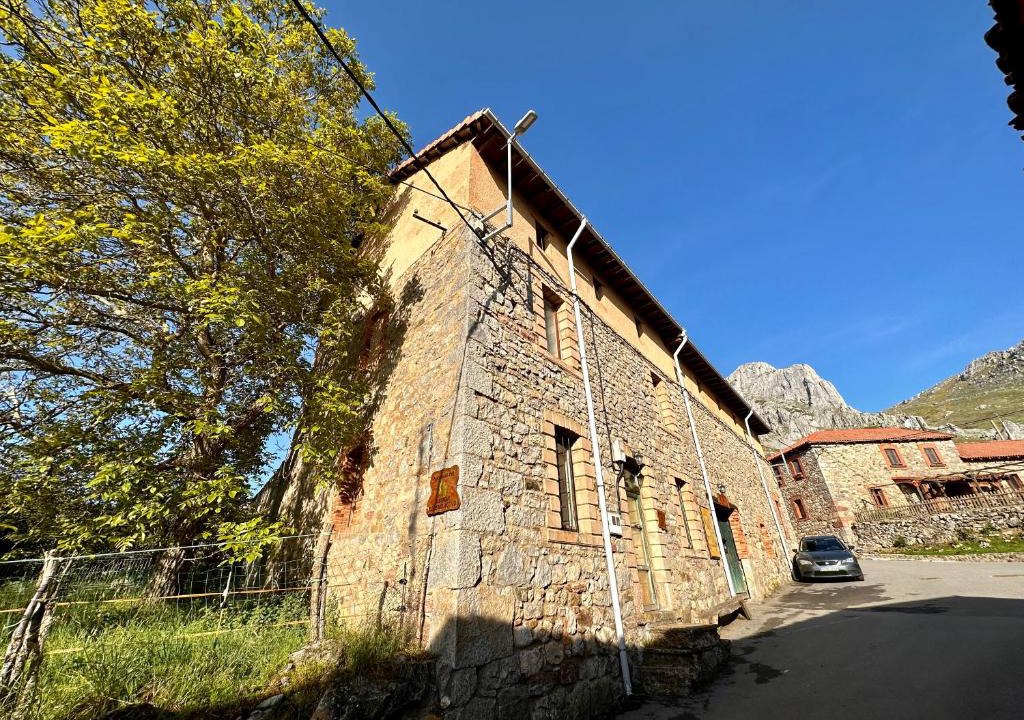 Cubillas de Arbas Hostel | Albergue Valle de Arbas
