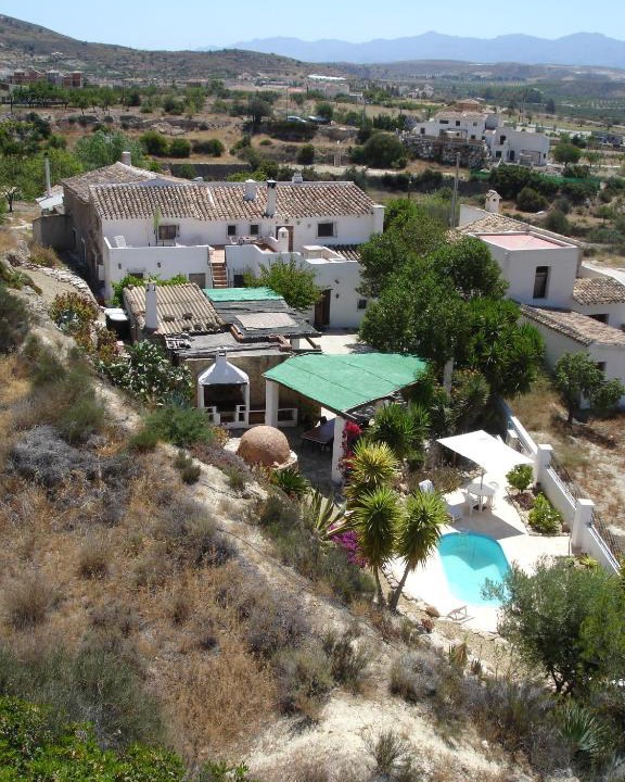 Los Alias Bed & Breakfast | Almond Reef Casa Rural