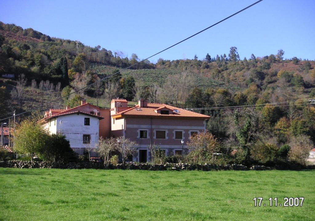 Teran Apartment | Alojamiento en Cabuérniga, Cantabria, para 4 personas