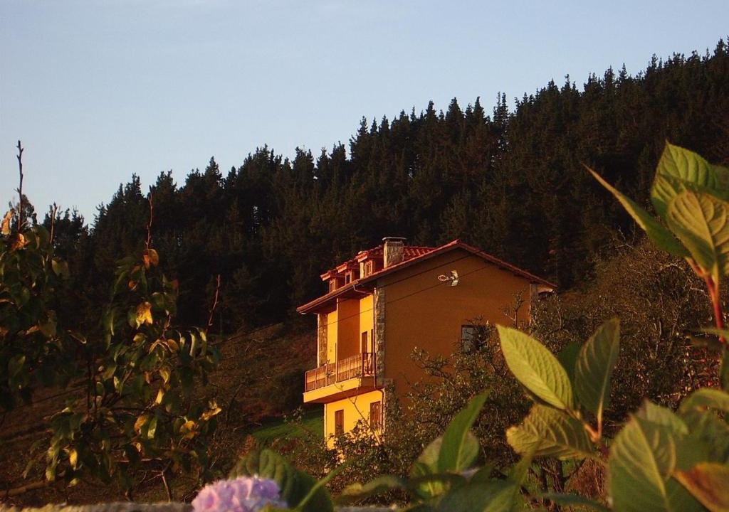 Tresvilla House | Alojamientos Rurales Peña Crespa