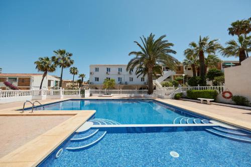 Cabo de las Huertas Hostel | Amor de Helene