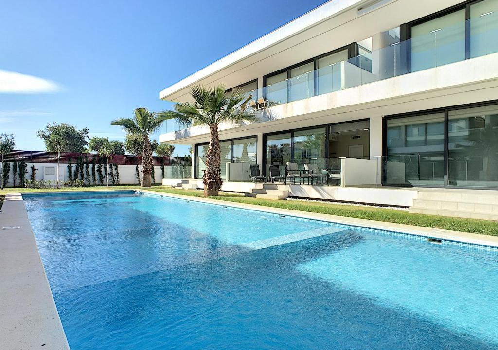 Mar de Cristal Apartment | Antilia Terraces Apartment - 1809