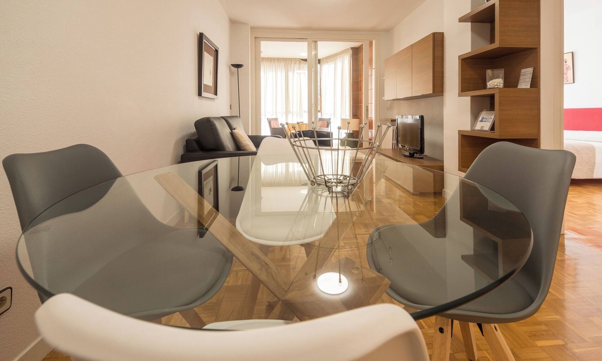 Ermitagana Apartment | Apartamento a 2 Minutos Caminando de la Clínica Universitaria