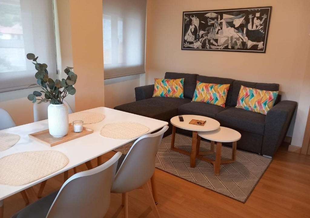 Villaviciosa Apartment | Apartamento Aurora