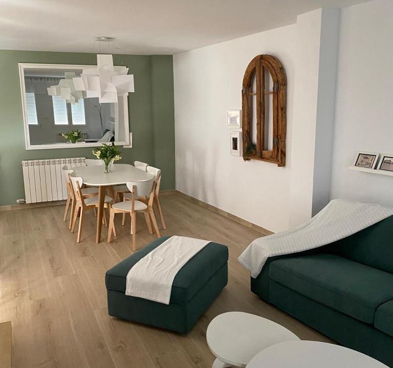 Balaguer Apartment | Apartamento completamente reformado en el casco antiguo con vistas al rio