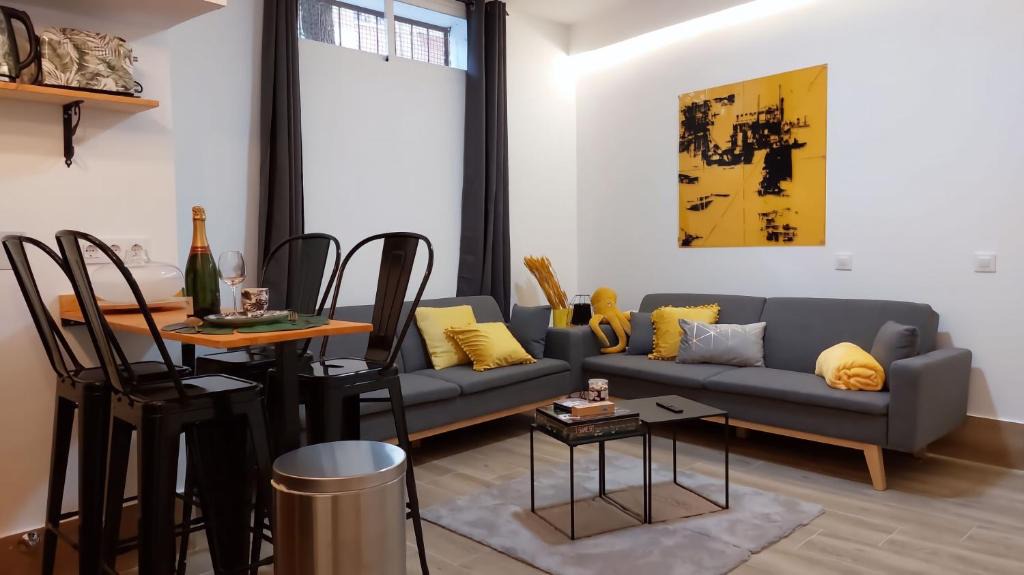 Cotos Apartment | Apartamento completo distancia 350m Chamartin