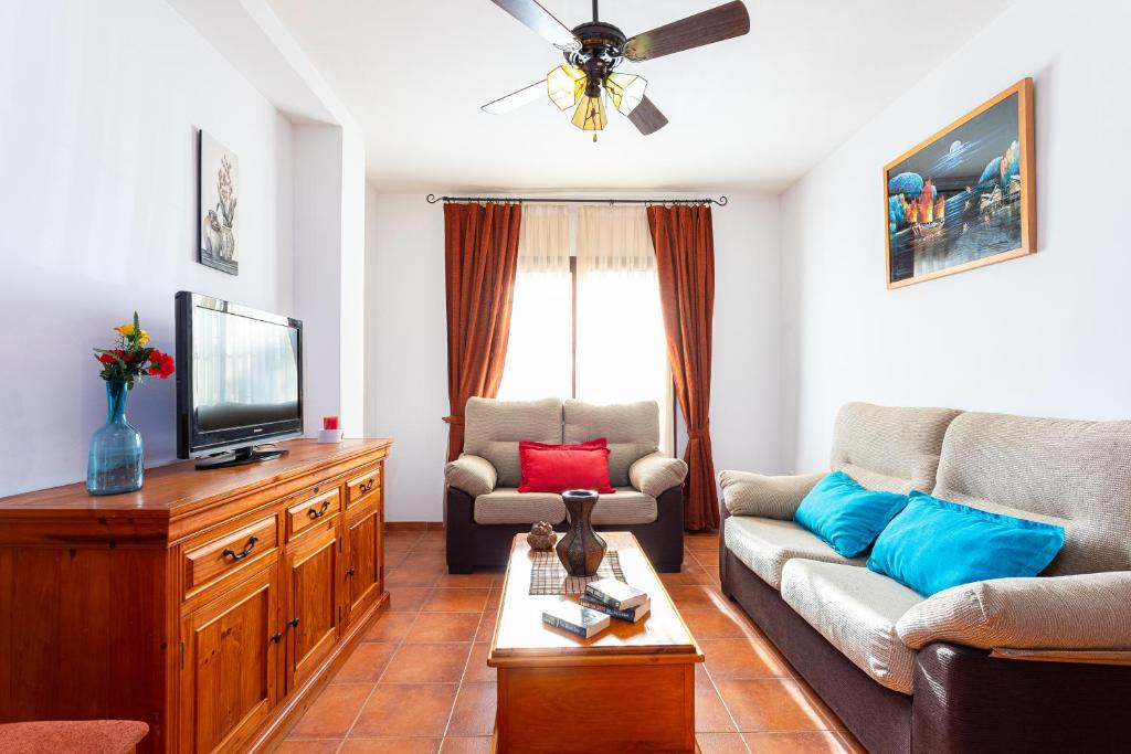 Frigiliana Apartment | Apartamento La Fuente